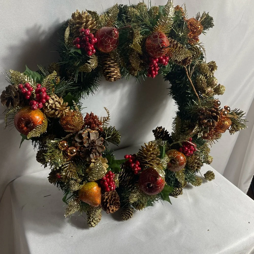 Festive Gold Pinecone & Red Berry Holiday Wreath 18” Christmas Decor